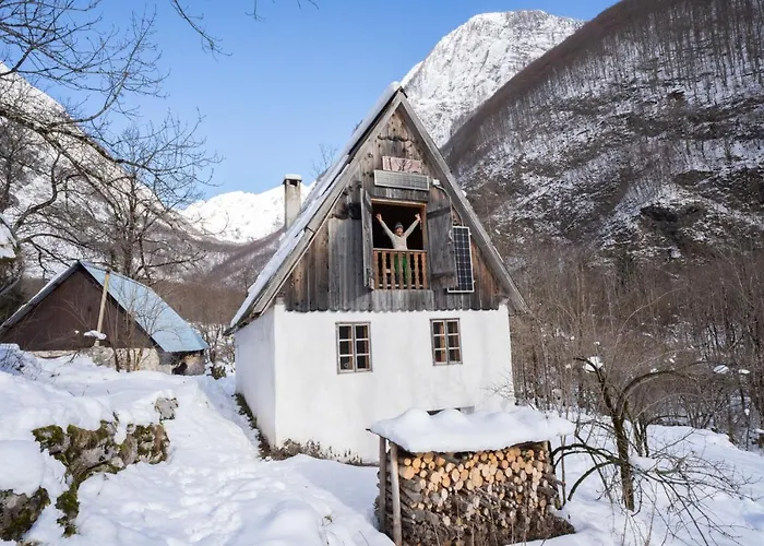 Bezgova Hisica * Bovec